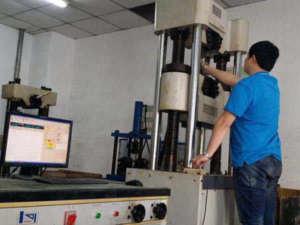 鋼材理化(huà)實驗室圖一